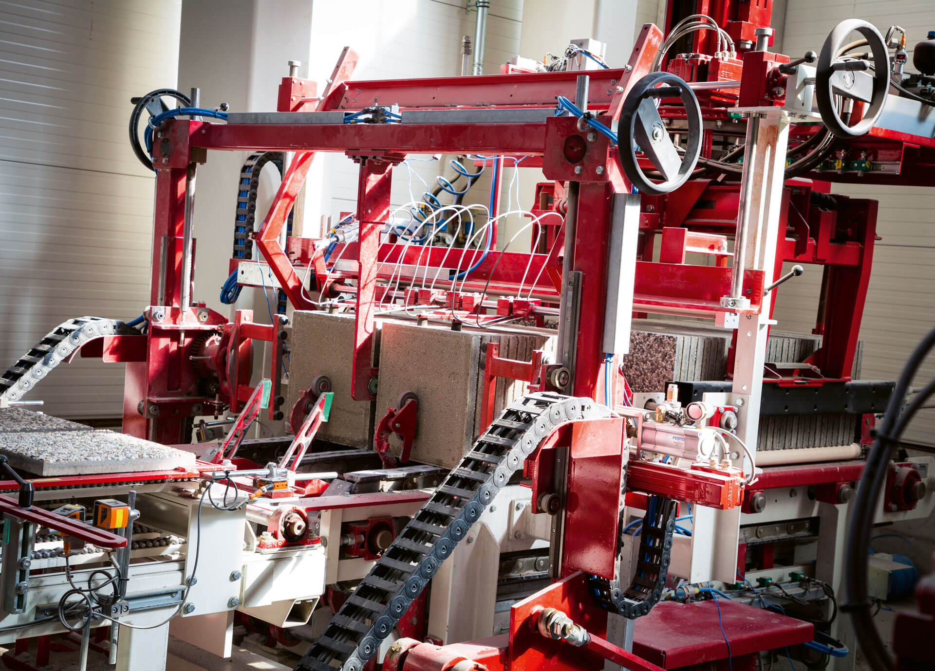 首页- 新宝GG集团创造事业平台