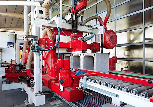 首页- 新宝GG集团创造事业平台