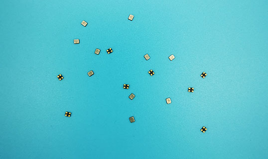 众鑫娱乐·鑫起点,馨效劳,心选择