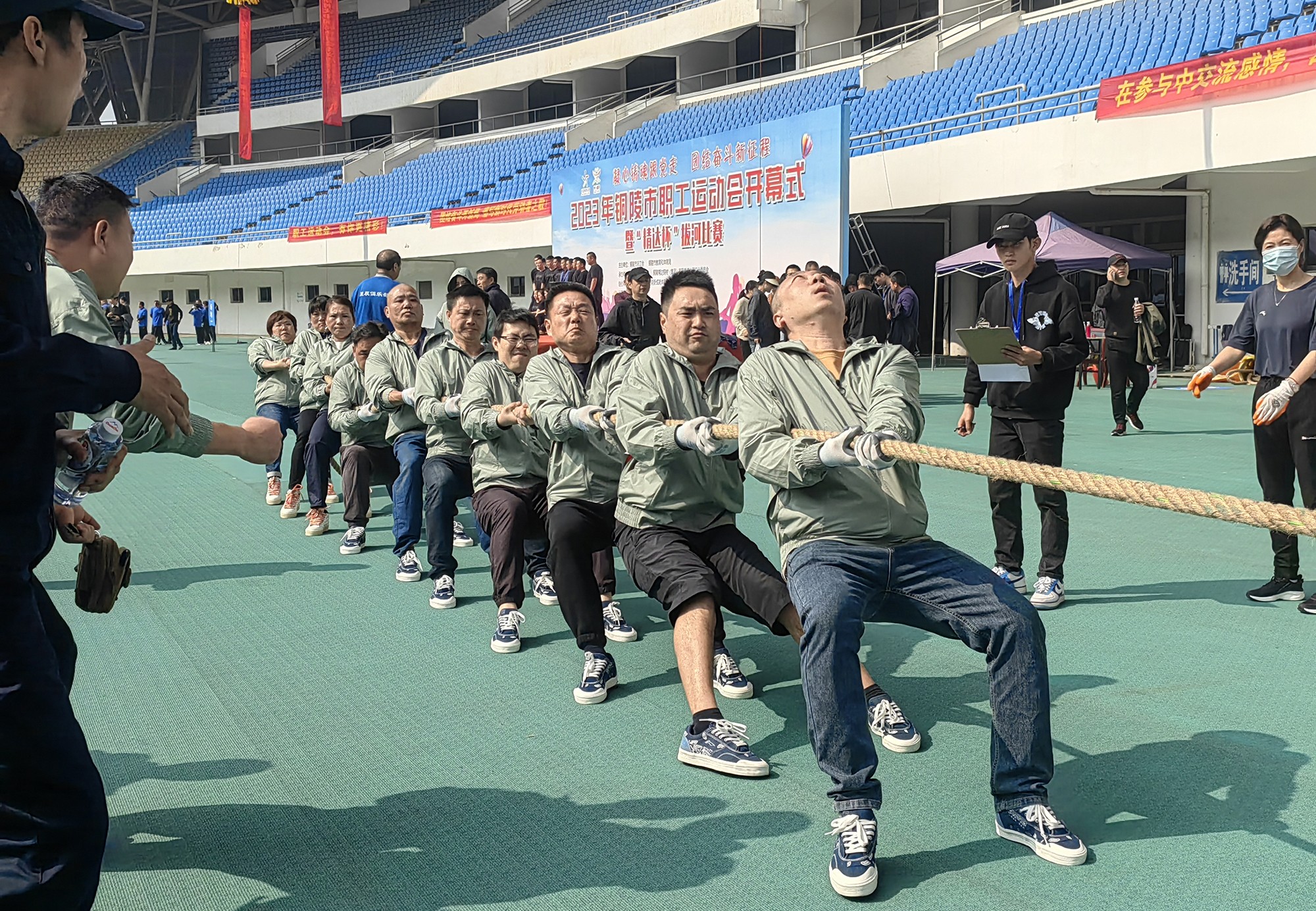 众鑫娱乐·鑫起点,馨效劳,心选择