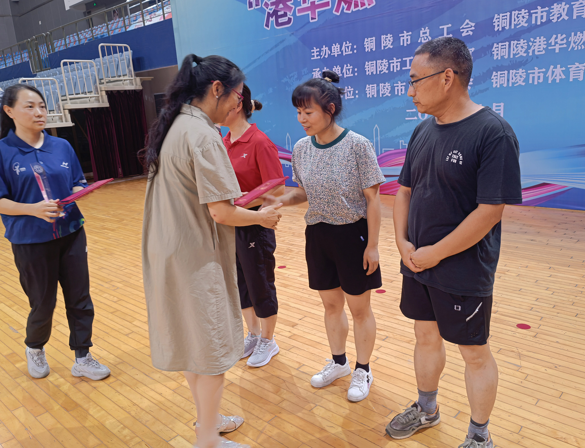 众鑫娱乐·鑫起点,馨效劳,心选择