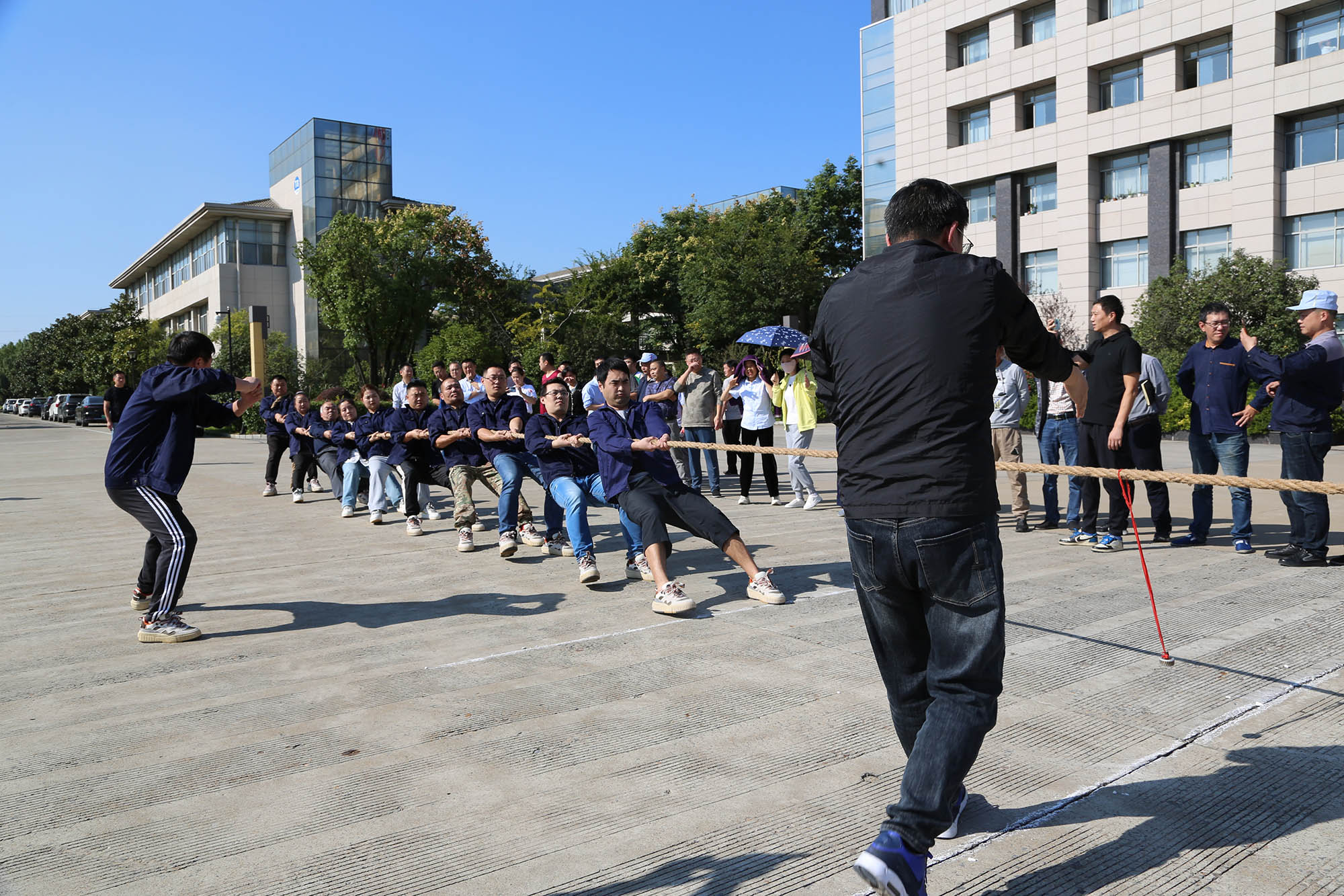 众鑫娱乐·鑫起点,馨效劳,心选择