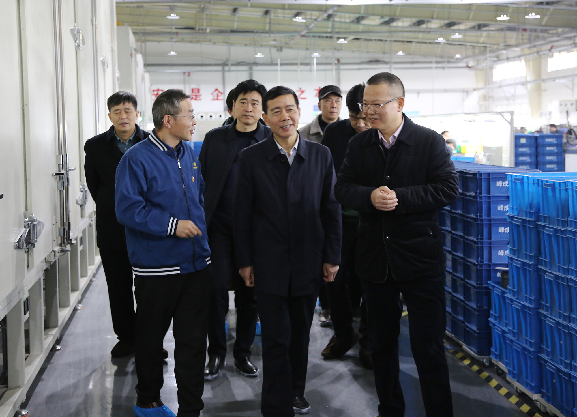 众鑫娱乐·鑫起点,馨效劳,心选择