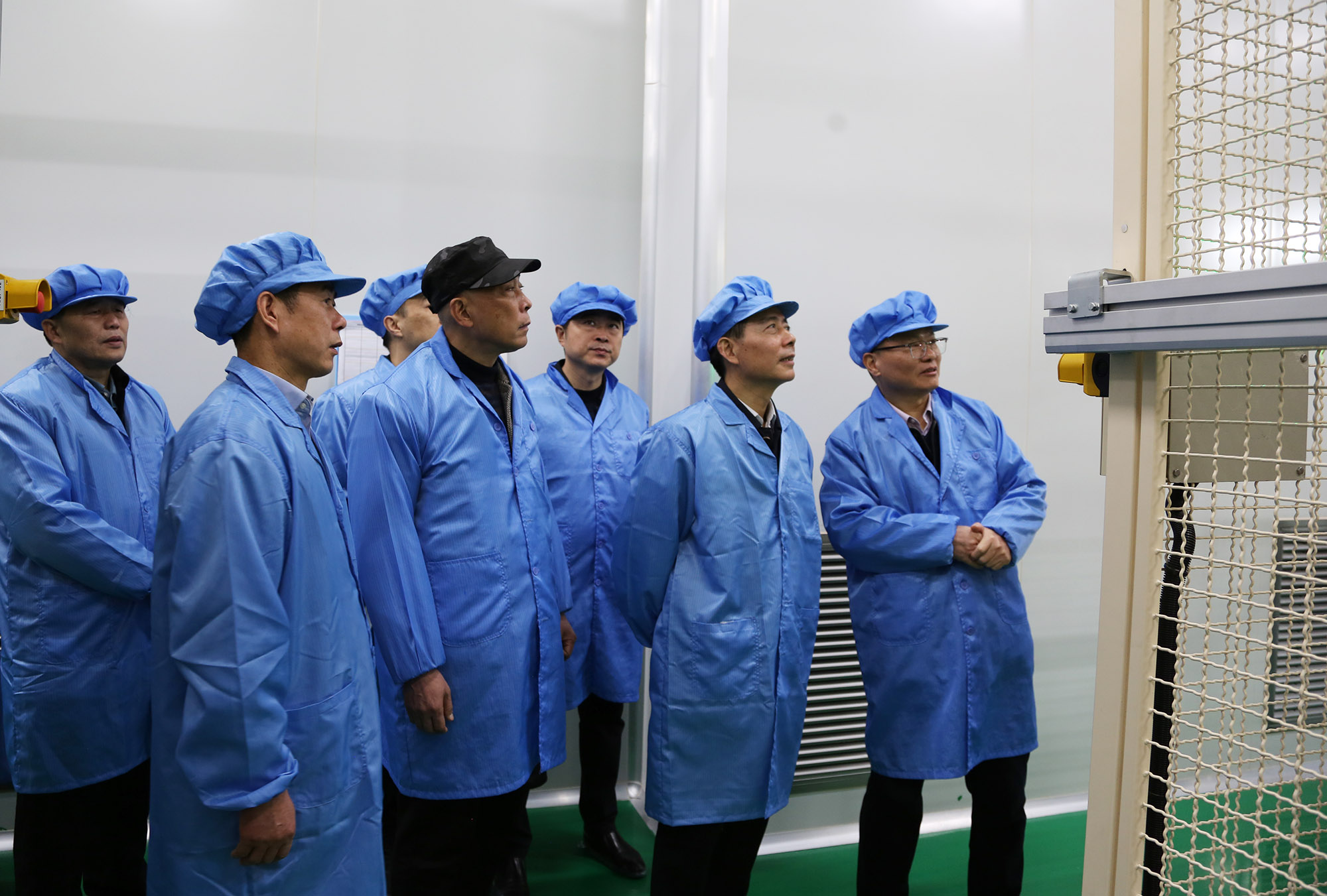 众鑫娱乐·鑫起点,馨效劳,心选择